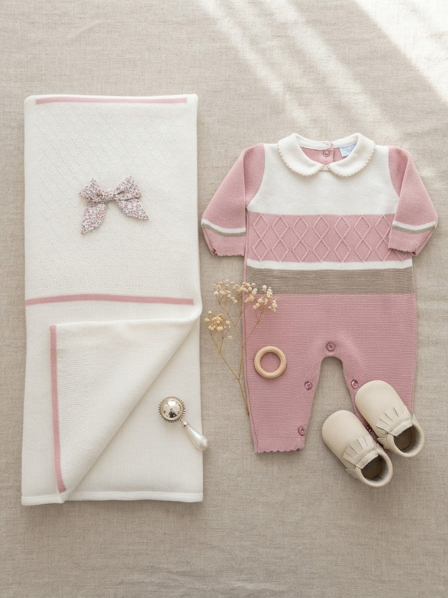 Tuta Neonato in Maglia Rosa, Panna e Tortora con Copertina Coordinata