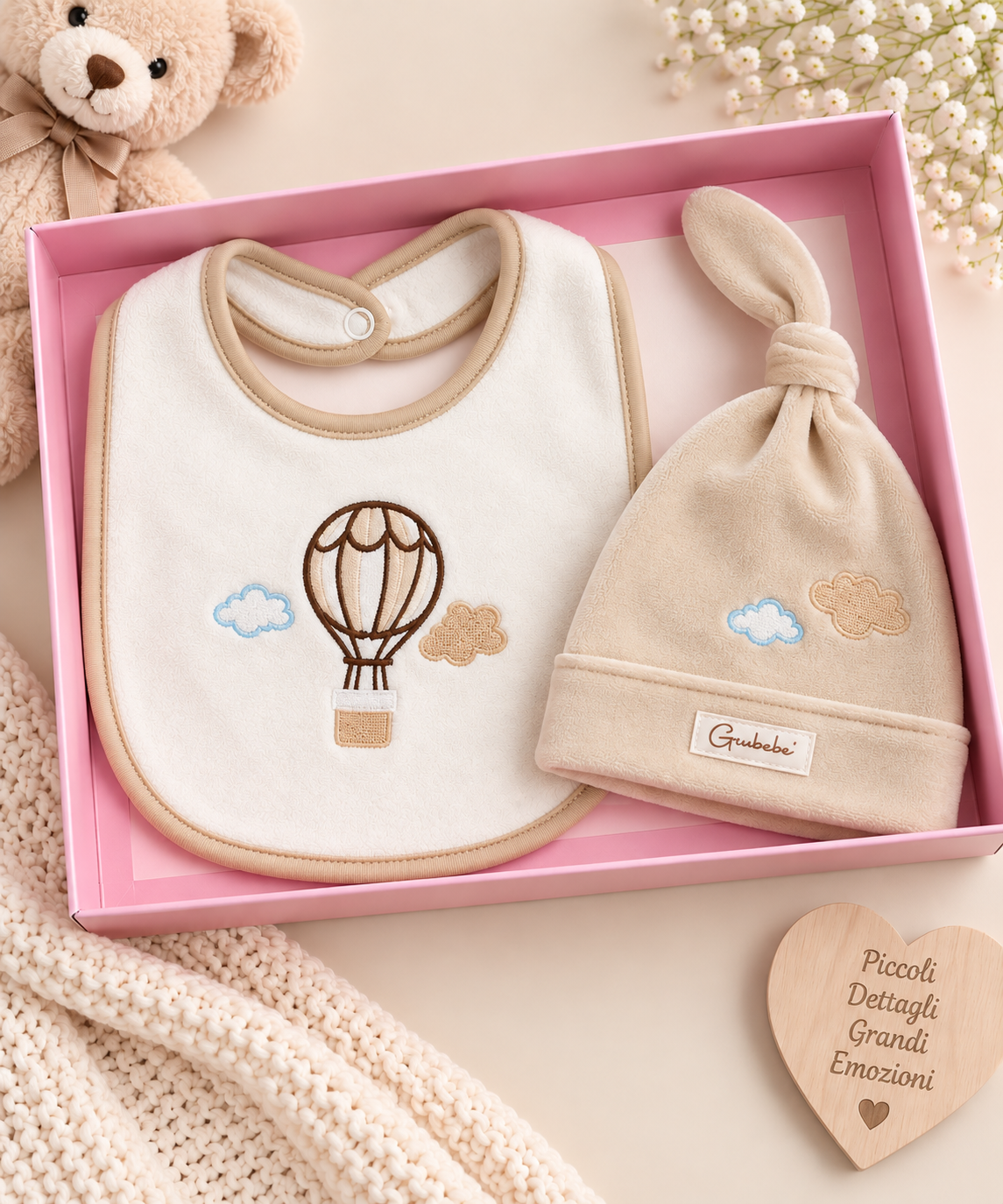 Set cappellino e bavaglino 0072
